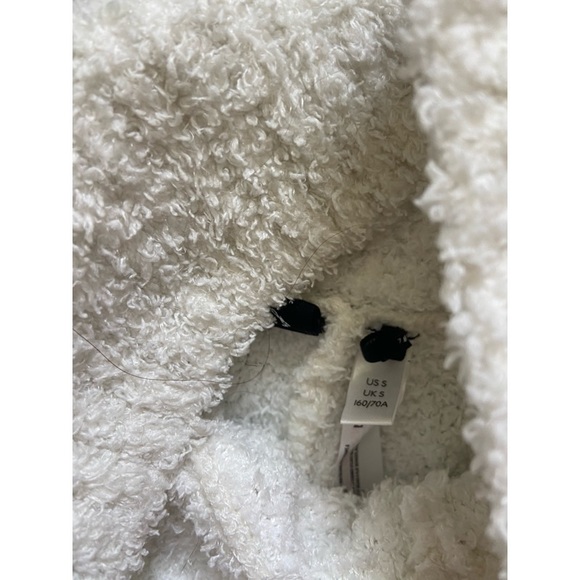 Urban Outfitters Out From Under Skims Cozy Knit Bralette & Boucle Shorts Set - Picture 7 of 7